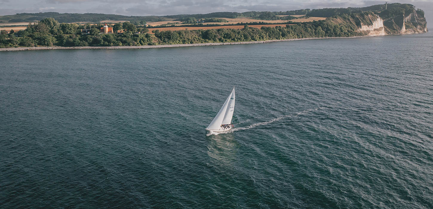 Feriepiloter til havs ved Møns Klint